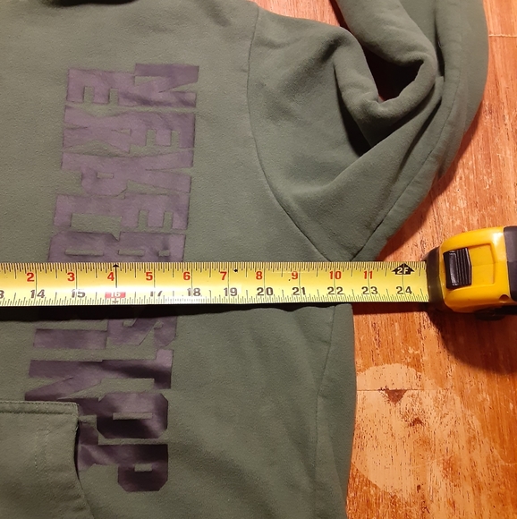 The North Face Never Stop Exploring Hoodie - Picture 5 of 6